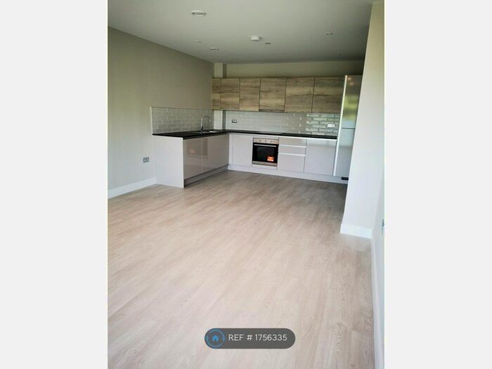 1 Bedroom Flat To Rent In Station Road, Horsham, RH13