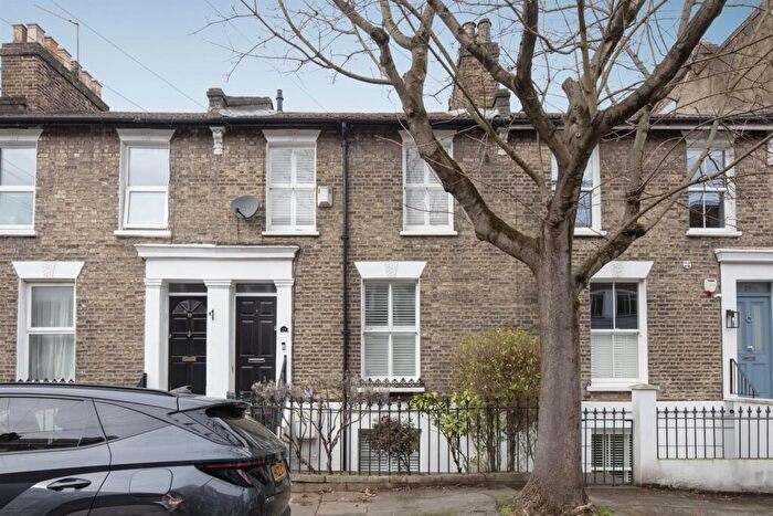 4 Bedroom Terraced House For Sale In Southwell Road, Camberwell, SE5