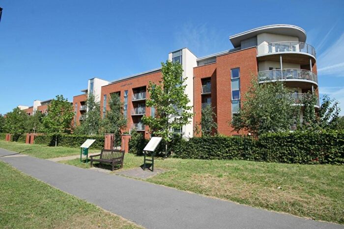 2 Bedroom Apartment For Sale In The Brow, Corbett Court The Brow, RH15
