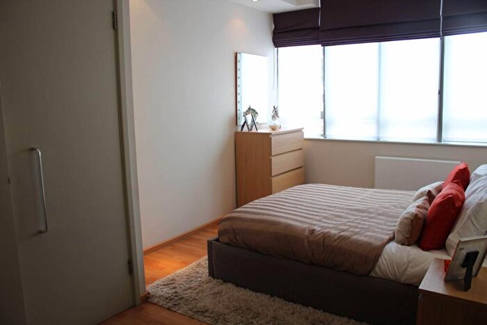 1 Bedroom Flat To Rent In City Road, City, London, EC1V