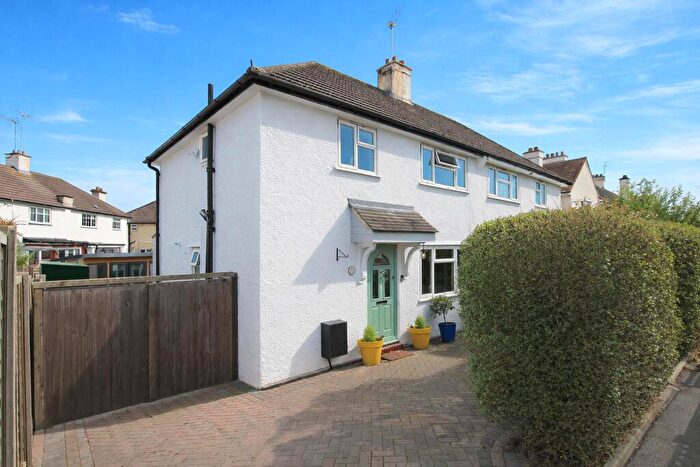 3 Bedroom End Of Terrace House For Sale In Cooper Road, Croydon, CR0