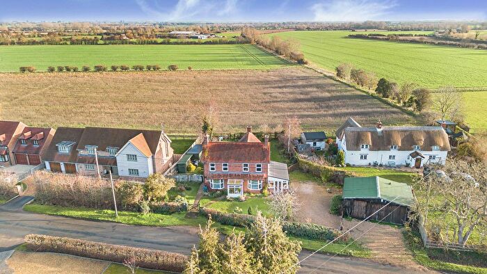 3 Bedroom Detached House For Sale In Longworth Road, Charney Bassett, Wantage, Oxfordshire, OX12