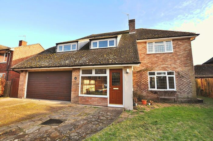 4 Bedroom Detached House To Rent In Tilehouse Road, Guildford, Surrey, Surrey, GU4