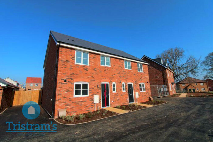 3 Bedroom Semi-Detached House To Rent In Anna Close, Edwalton, Nottingham, NG12