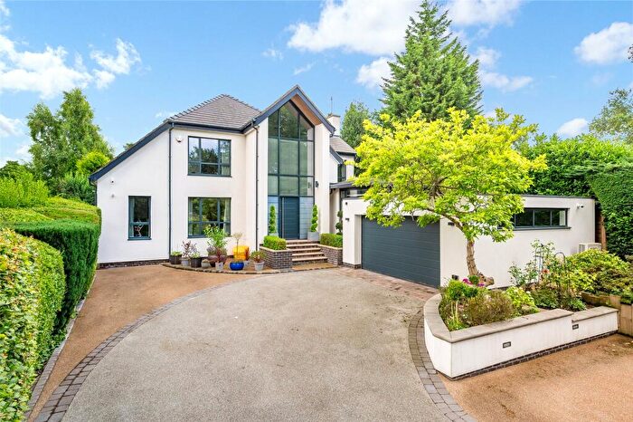 5 Bedroom Detached House For Sale In Yew Tree Way, Prestbury, Macclesfield, Cheshire, SK10