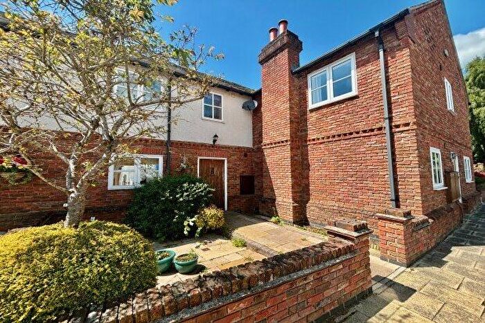 3 Bedroom Town House To Rent In The Courtyard, Neston, CH64