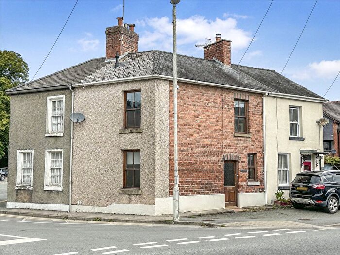 2 Bedroom Terraced House For Sale In China Street, Llanidloes, Powys, SY18