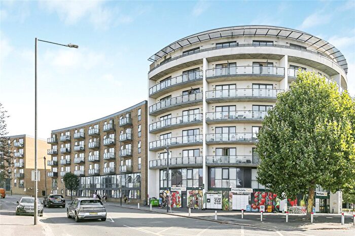 1 Bedroom Flat For Sale In Durnsford Road, London, SW19