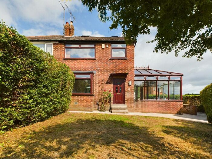 3 Bedroom Semi-Detached House To Rent In Kingsley Park Road, Harrogate, HG1