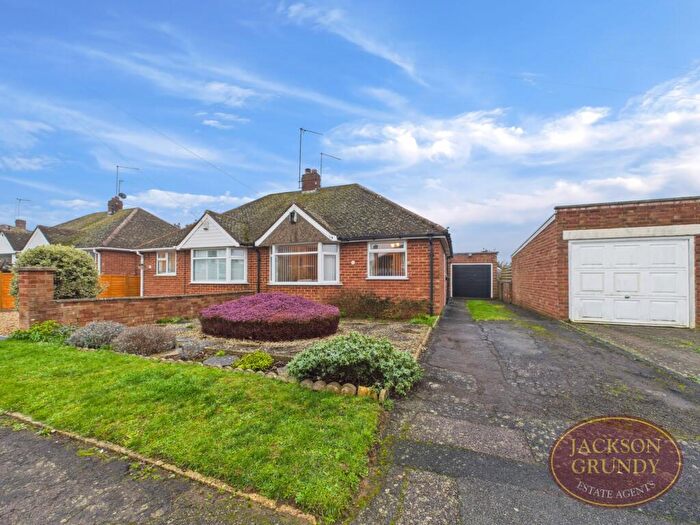1 Bedroom Bungalow For Sale In Harvey Lane, Moulton, NN3