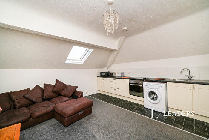 1 Bedroom Flat To Rent In Woodchurch Road, Birkenhead, CH42