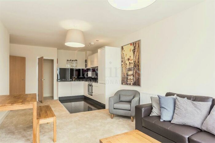 2 Bedroom Apartment To Rent In Fisher Close, Rotherhithe, London, SE16