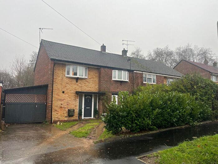 4 Bedroom Semi Detached House For Sale In Laburnum Road, Waterlooville, PO7