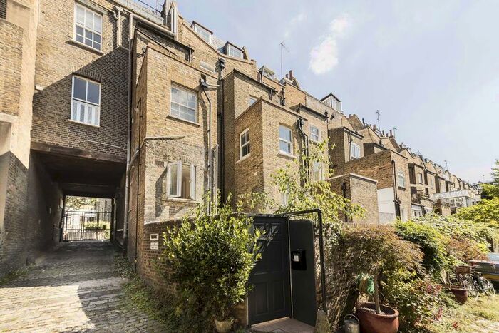 1 Bedroom Flat To Rent In Moreton Terrace Mews North, London, SW1V