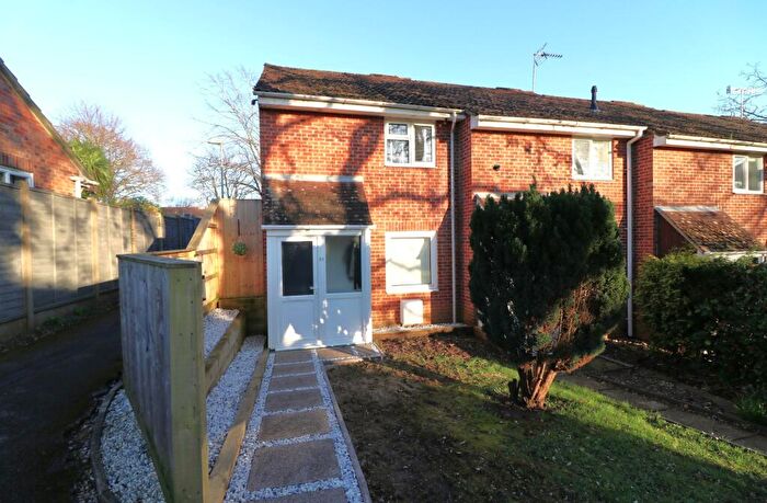 2 Bedroom End Of Terrace House For Sale In Havendale, Hedge End, SO30
