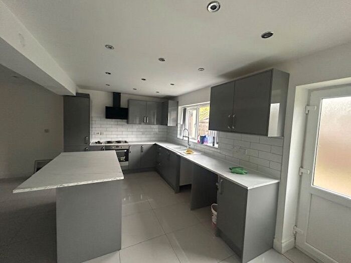 4 Bedroom Property To Rent In Holdfield, Peterborough, PE3