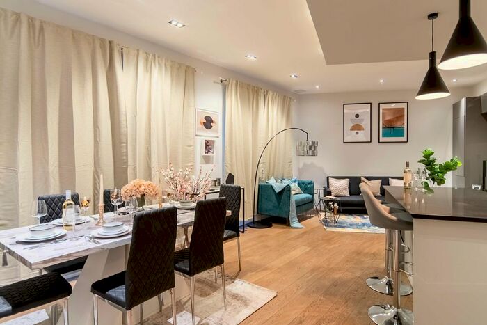 2 Bedroom Town House To Rent In Agar Grove, London, NW1