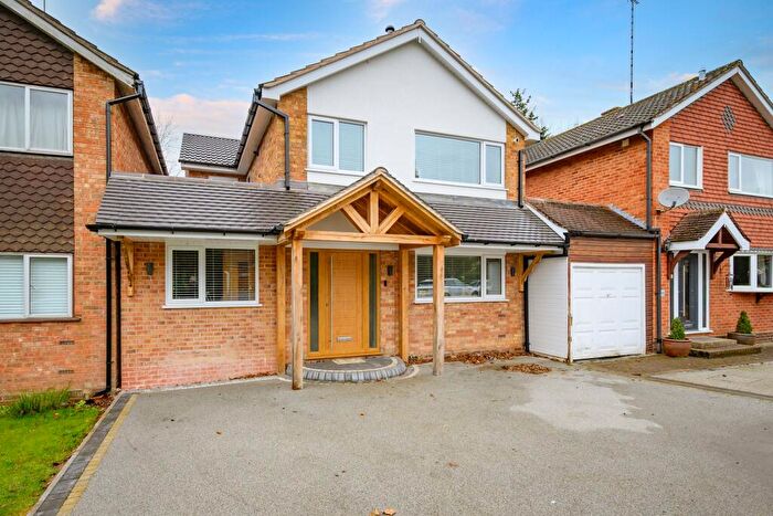 5 Bedroom Link Detached House For Sale In Station Lane, Lapworth, B94
