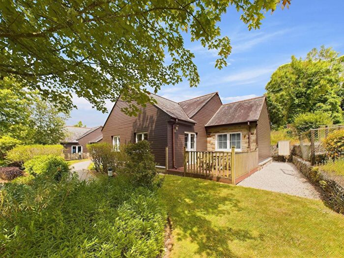 2 Bedroom Lodge For Sale In Trenython Manor, Tywardreath, PL24