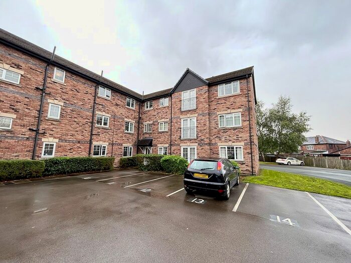 2 Bedroom Flat To Rent In George Street, Ashton-In-Makerfield, Wigan, WN4