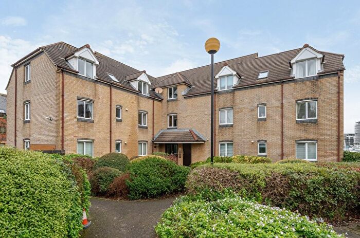 1 Bedroom Flat To Rent In Atlantic Close, Southampton, Hampshire, SO14