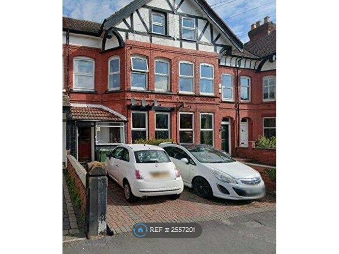 2 Bedroom Flat To Rent In North Road, West Kirby, Wirral, CH48