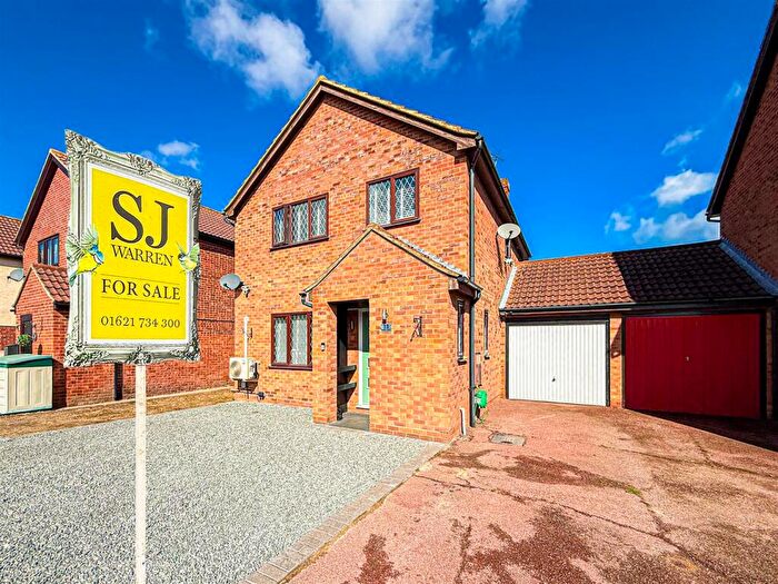 4 Bedroom Detached House For Sale In Derby Close, Mayland, Chelmsford, CM3