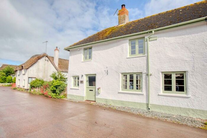 2 Bedroom Semi-Detached House For Sale In Puddington, Tiverton, EX16