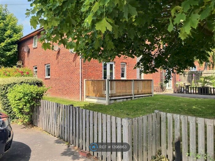 Studio To Rent In Haydn Avenue, Wakefield, WF3