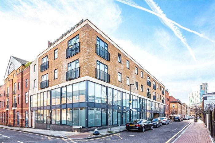 2 Bedroom Flat To Rent In Bacon Street, London, E2