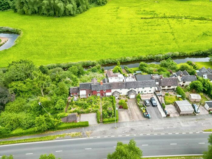 4 Bedroom End Of Terrace House For Sale In Meaford, Stone, Staffordshire, ST15