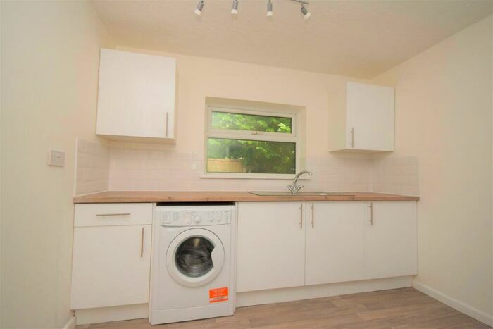 1 Bedroom Bungalow To Rent In Yarmouth Road, Norwich, NR7