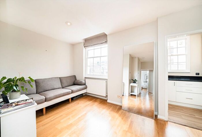 2 Bedroom Flat To Rent In St. Georges Drive, London, SW1V