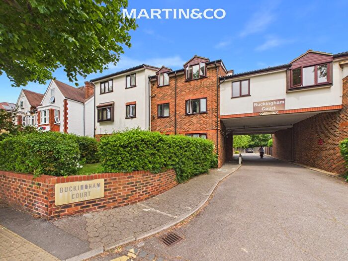 1 Bedroom Flat For Sale In Kingston Road, Staines, TW18