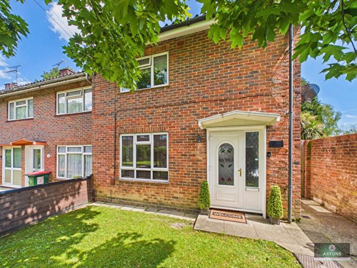 2 Bedroom End Of Terrace House For Sale In Magpie Walk, Northgate, RH10