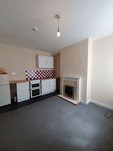 1 Bedroom Flat To Rent In Windsor Avenue, Blackpool, Lancashire, FY4
