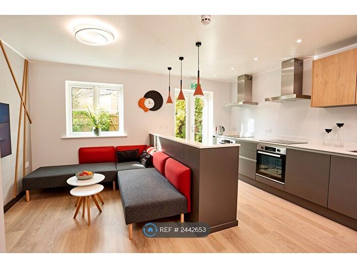 5 Bedroom Semi-Detached House To Rent In College Way, Bristol, BS34