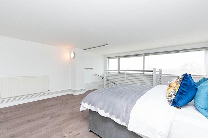 1 Bedroom Flat To Rent In Ability Plaza, Dalston, E8