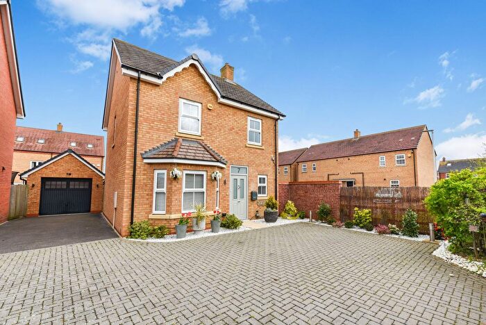 4 Bedroom Detached House For Sale In Gale Drive, Biggleswade, SG18