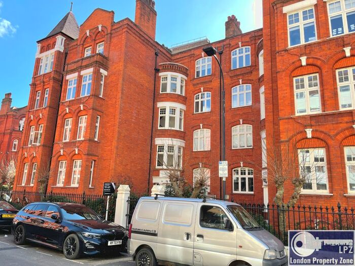 1 Bedroom Flat To Rent In Hamlet Gardens, Ravenscourt Park, Hammersmith, W6