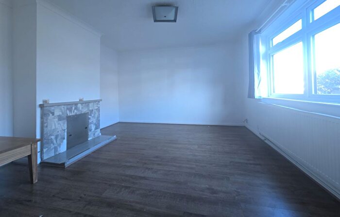 3 Bedroom End Of Terrace House To Rent In Havelock Road, London, SW19