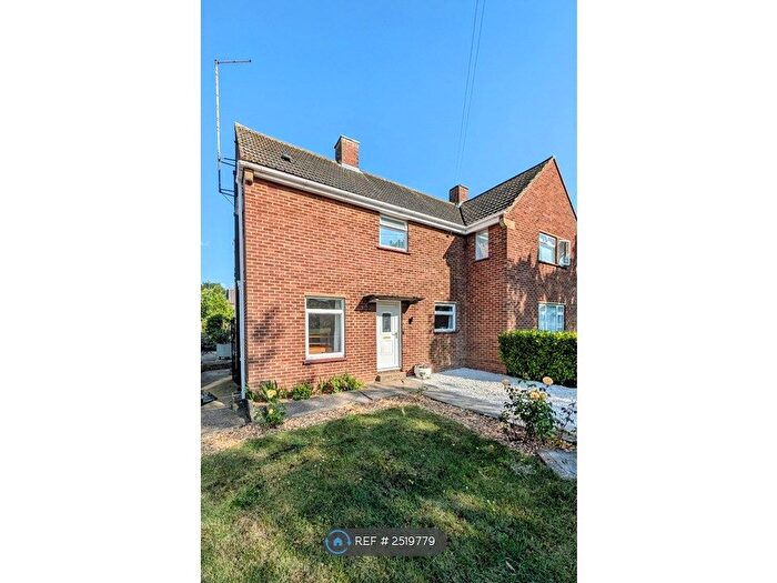 2 Bedroom Semi-Detached House To Rent In Dudley Road, Cambridge, CB5