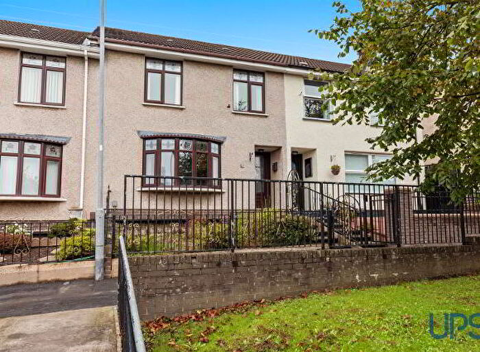 3 Bedroom Terrace House For Sale In Glencolin Drive, Belfast, BT11