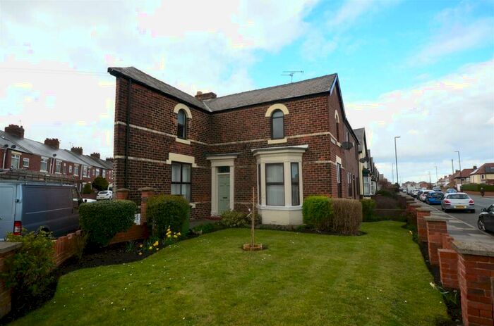 2 Bedroom Apartment To Rent In Fulwell Road, Fulwell, Sunderland, SR6