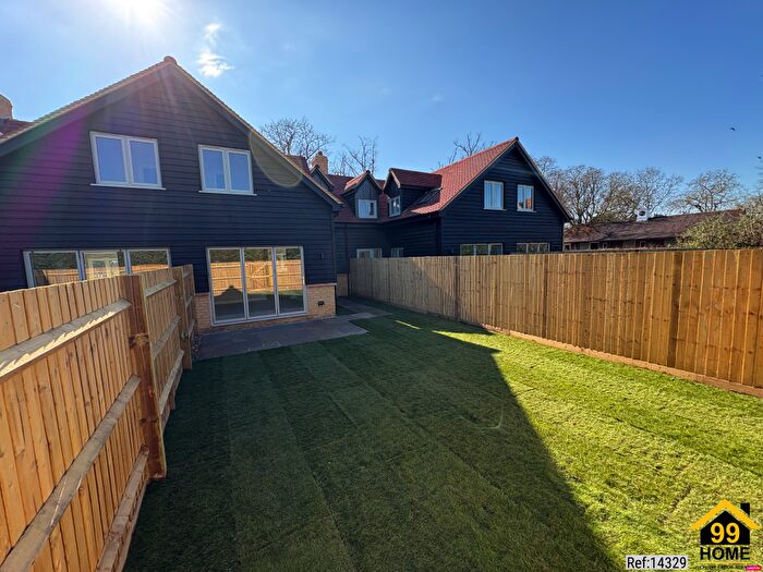 3 Bedroom Terraced House For Sale In Thame Road, Long Crendon, Buckinghamshire, HP18