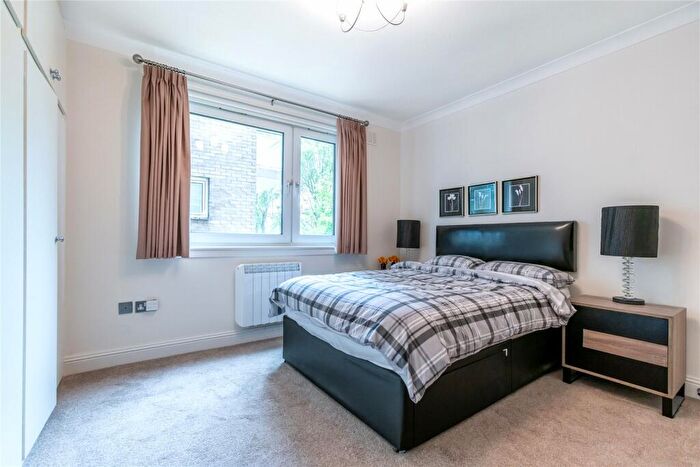 2 Bedroom Apartment To Rent In Whittingehame Court, Great Western Road, Kelvindale, Glasgow, G12