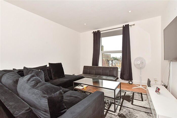 2 Bedroom Flat For Sale In Ethelbert Road, Margate, Kent, CT9