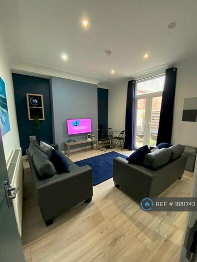 5 Bedroom Terraced House To Rent In Garmoyle Road, Liverpool, L15