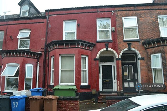 Studio To Rent In Bolton Road, Salford, M6