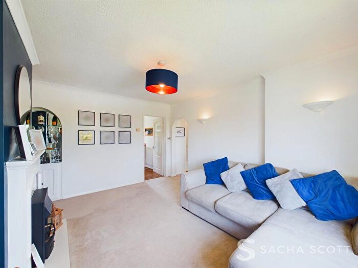 2 Bedroom Apartment For Sale In Downland Way, Epsom, KT18